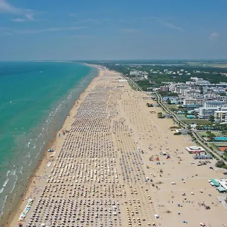 Apartment Wonderful Next To Bibione